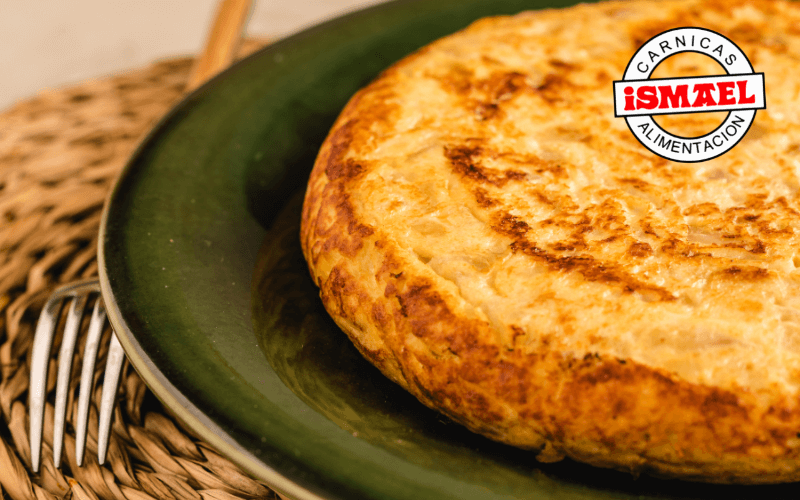 mejor tortilla de patatas con cebolla y chorizo